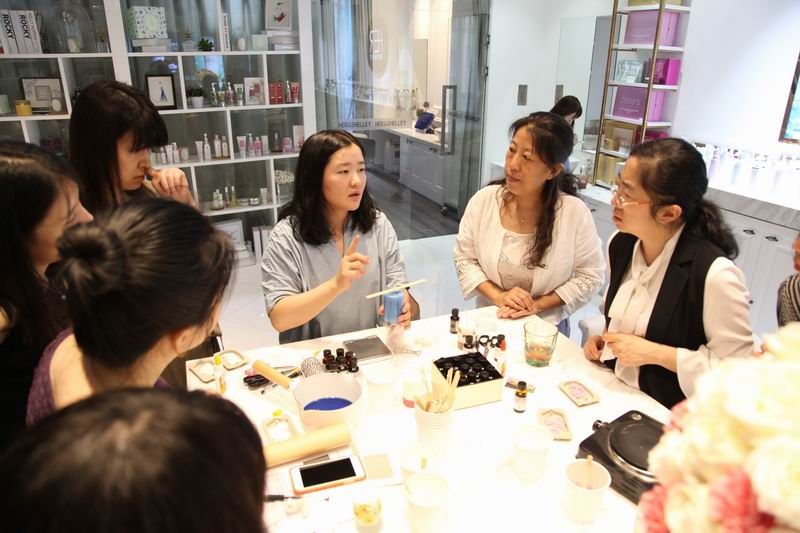 調(diào)整大小 中秋3